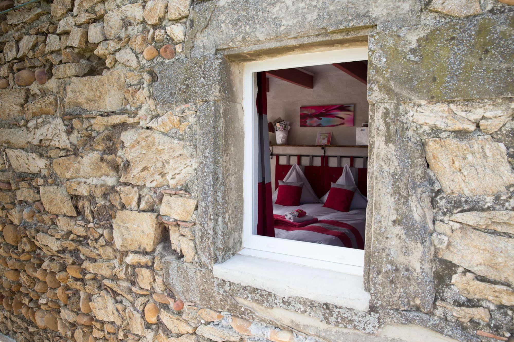 L'Echappee Tremoussante Bed & Breakfast Saint-Barthelemy-de-Vals Luaran gambar