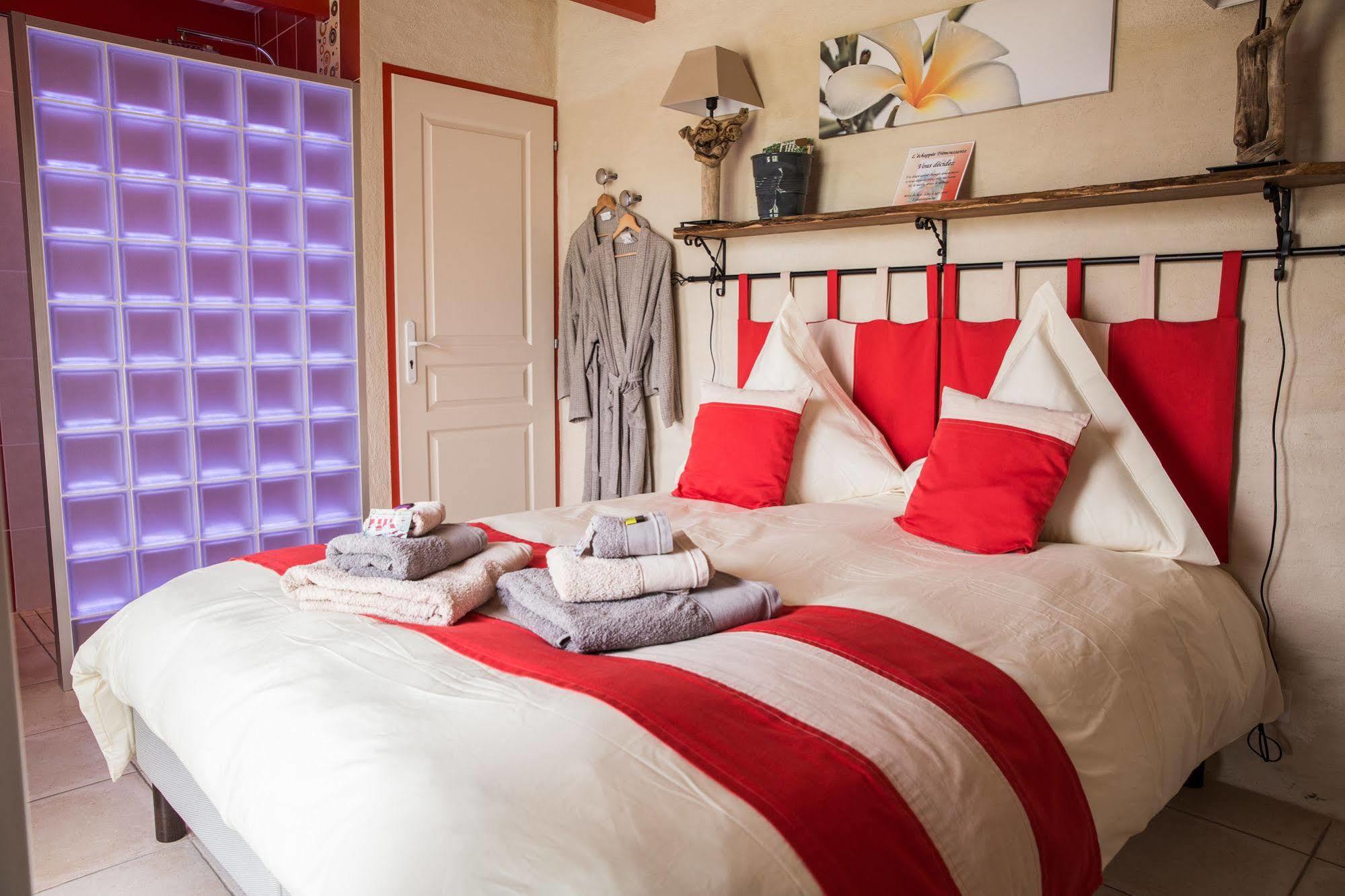 L'Echappee Tremoussante Bed & Breakfast Saint-Barthelemy-de-Vals Luaran gambar